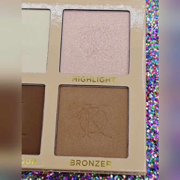 Kenia Ontiveros Beauty Set & Define Kit - Picture 10 of 10